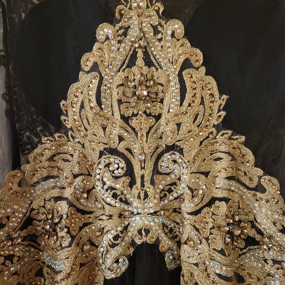 Long dress - Picture 8 of 8